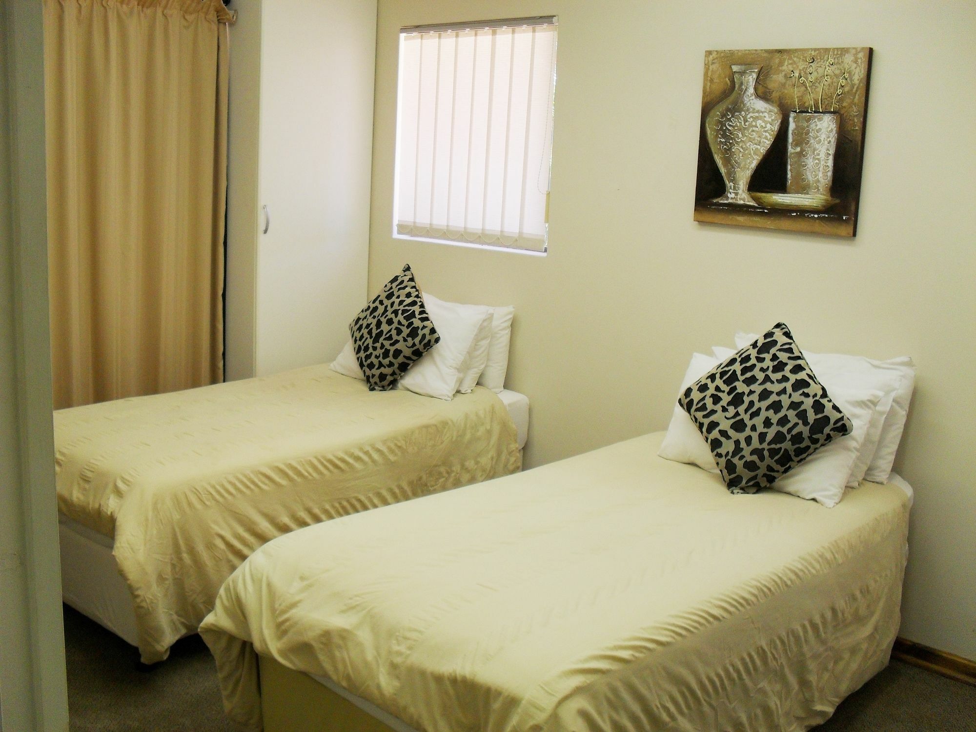 8 Royal Palm B&B Umhlanga Rocks 외부 사진