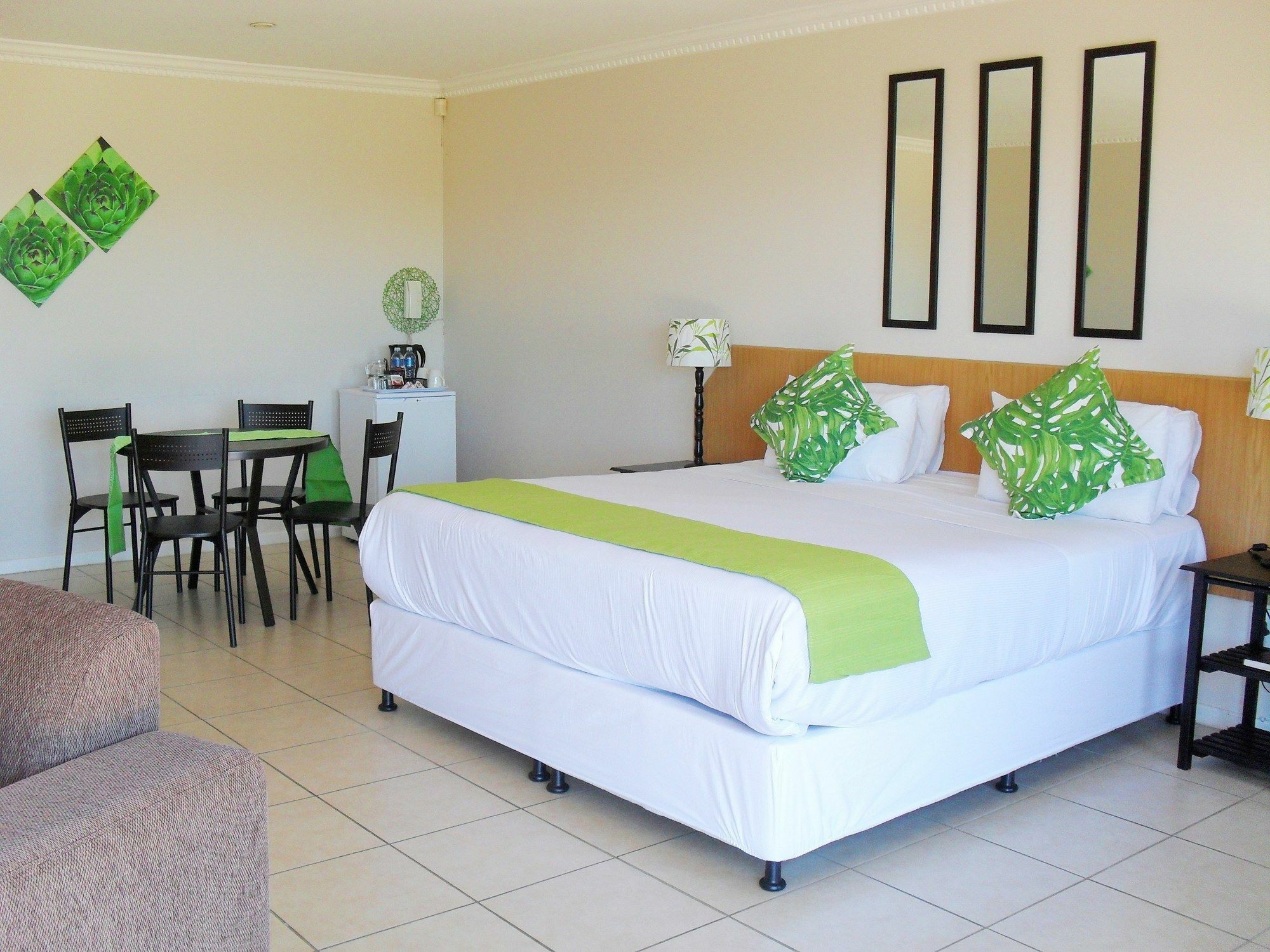 8 Royal Palm B&B Umhlanga Rocks 외부 사진